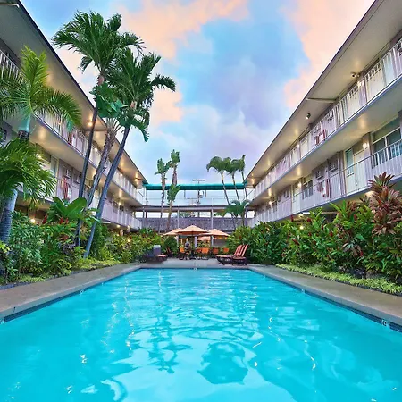 Pacific Marina Inn Airport
